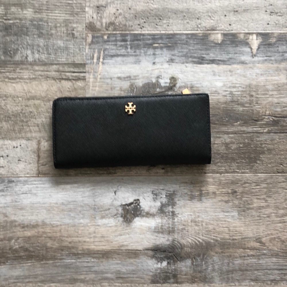 Tory Burch black wallet